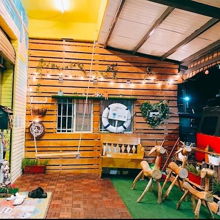 גרין איילנד Hostel Summer Light מראה חיצוני תמונה